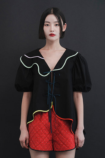 GAYEON LEE DANA Blouse - Black | 신세계V