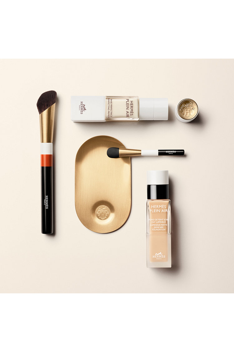 에르메스 플랭 에르 루미너스 매트 스킨케어 파운데이션 25W 로탱
