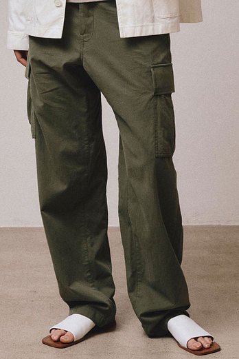 VIS A VIS RELAXED FIT CARGO PANTS (KHAKI) | 신세계V