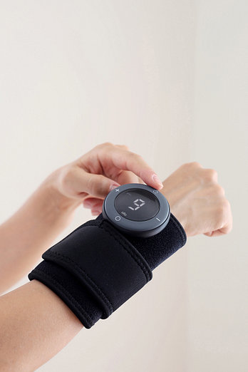 allo [10%쿠폰증정]  알로코리아 바디그랩 온열 손목마사지기 AWM1 무릎 팔꿈치 마사지 안마기 | 신세계V