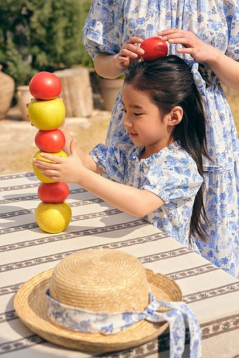 BEANPOLE KIDS [시즌오프30%][BEANPOLE KIDS] [다리아송] 러블리 시어서커 원피스 & 헤어슈슈 세트  스카이 블루 (BI6471G90Q) | 신세계V