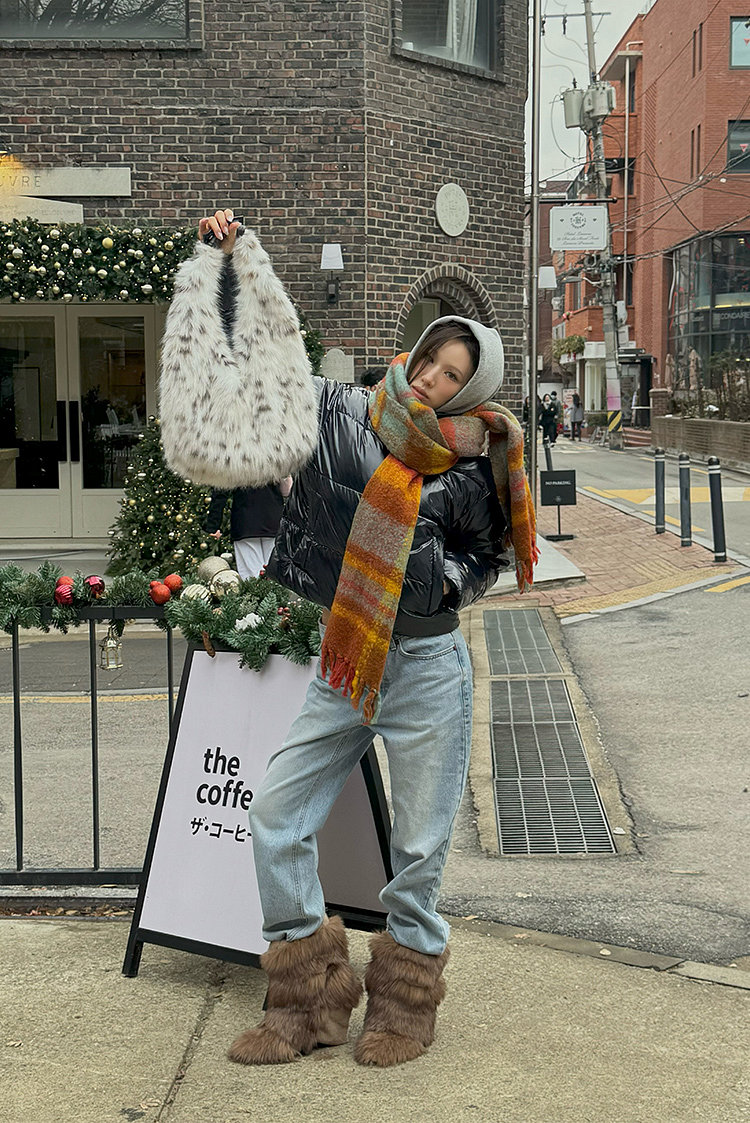 콜레뜨 밍크 백 APPW25WBAC001BMUL