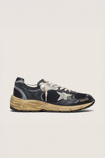 GOLDEN GOOSE KOREA [공식 스토어] 골든구스  여성 러닝 대드 스타 GWF00884 F003270 90282 | 신세계V