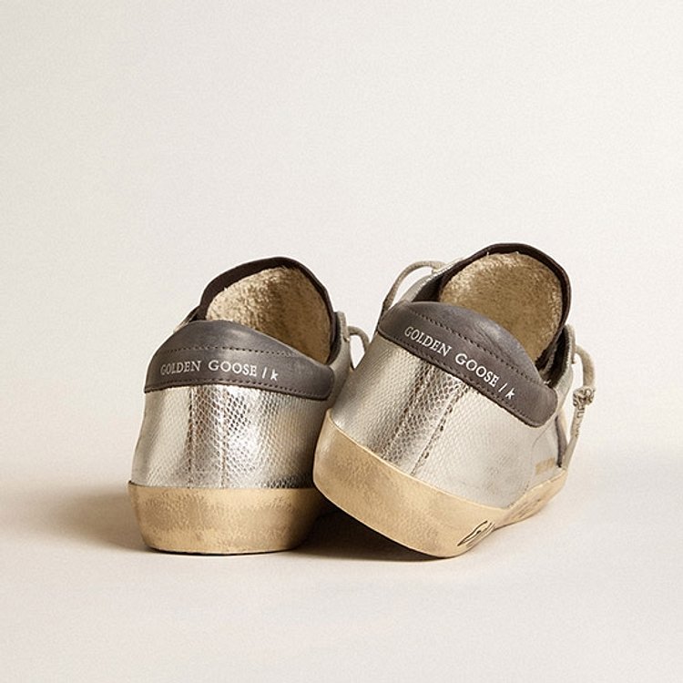 GOLDEN GOOSE KOREA(골든구스) [공식 스토어] 골든구스 남성 슈퍼스타 GMF00107 F006023 70307 ...