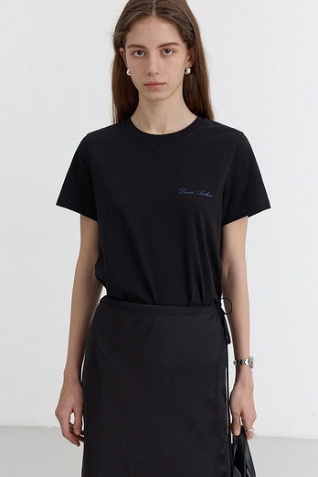 DUNST ESSENTIAL LOGO T-SHIRT BLACK_UDTS5B227BK | 신세계V