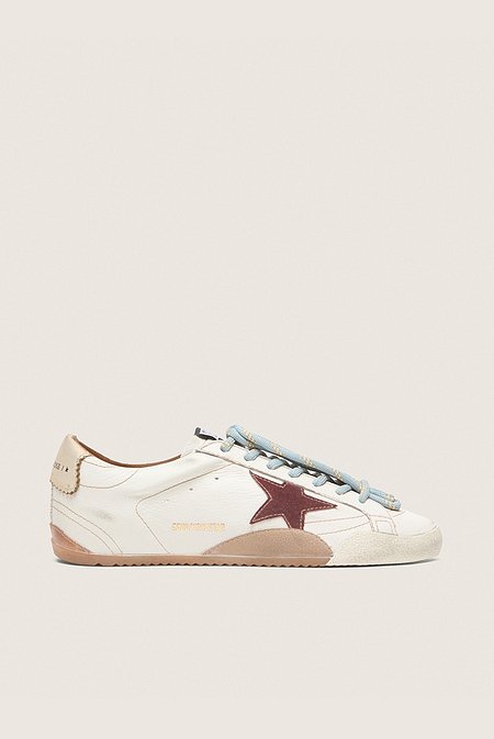 GOLDEN GOOSE KOREA [공식 스토어] 골든구스  여성 트루스타 GWF00922 F009327 12425 | 신세계V