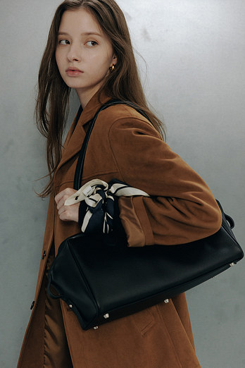 DUNST SOFT FRAME SHOULDER BAG BLACK_UDBA5F209BK | 신세계V