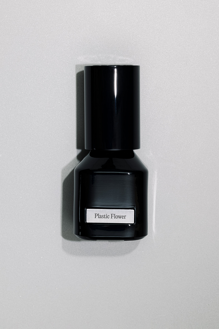 플라스틱 플라워 오 드 퍼퓸 50ml