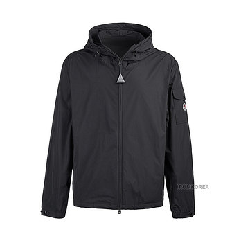 MONCLER [몽클레어] SS25 남성 로고 사씨에르 자켓 1A00120 59876 999 | 신세계V