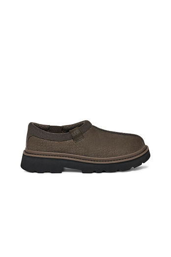 UGG [MEN] 누벅 엠보싱 로고 패션 구두 (타스만 러그 엠보스드) | 신세계V