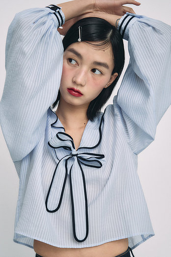 GAYEON LEE [4차리오더] SADIE Blouse-Blue Stripe | 신세계V