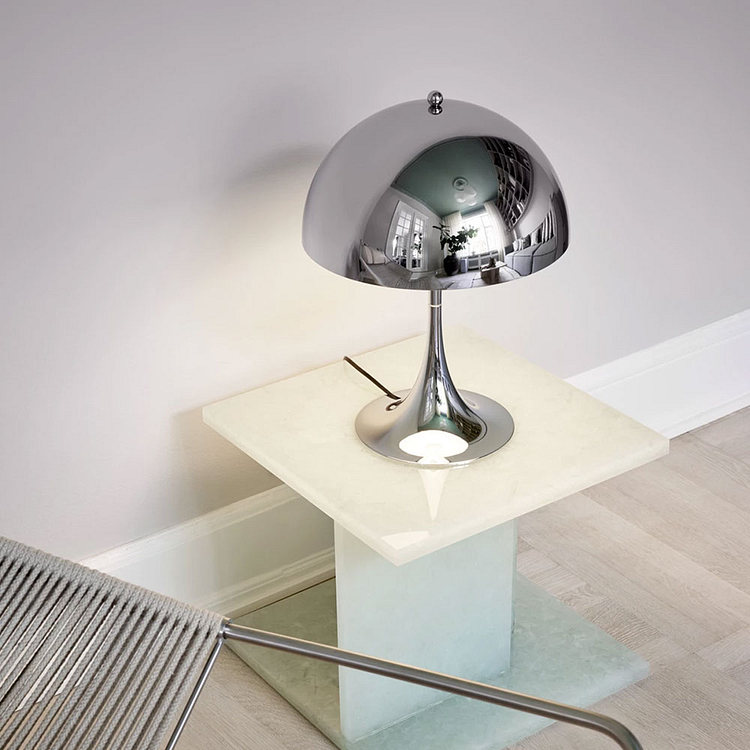 [LOUIS POULSEN] PANTHELLA 320 TABLE