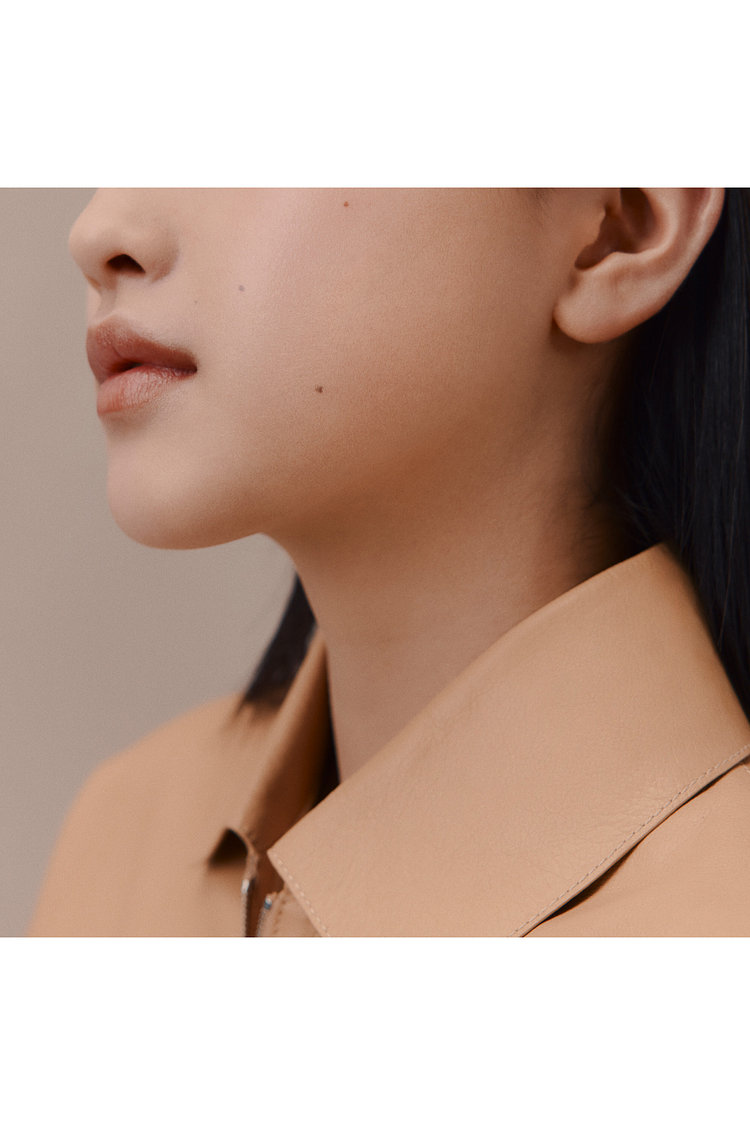 에르메스 플랭 에르 루미너스 매트 스킨케어 파운데이션 07N 까올랭