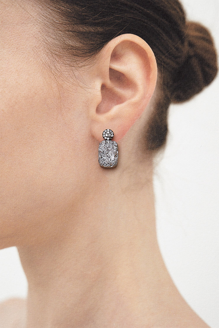 [HAZINA] 15mm Grey Druzy Agate Earrings
