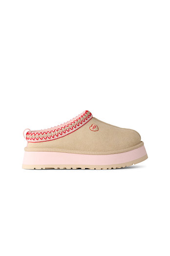 UGG [WOMEN] 스티치 플랫폼 슬리퍼 (타즈 러브 '26) | 신세계V