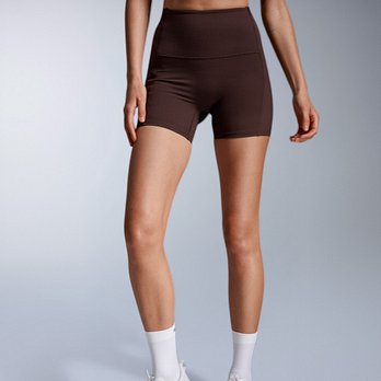 2XU (여성) 폼 스태쉬 하이 라이즈 컴프레션 4인치 쇼츠_WA7629BBAR-BAR | 신세계V