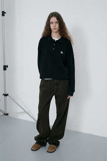 DUNST UNISEX LEATHER LOGO COLLARED T-SHIRT BLACK_UDTS6C110BK | 신세계V