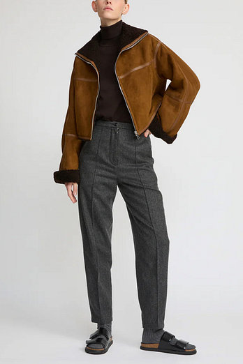 YVES SALOMON [공식] 이브살로몬 메리노 램스킨 크롭 재킷 | 신세계V