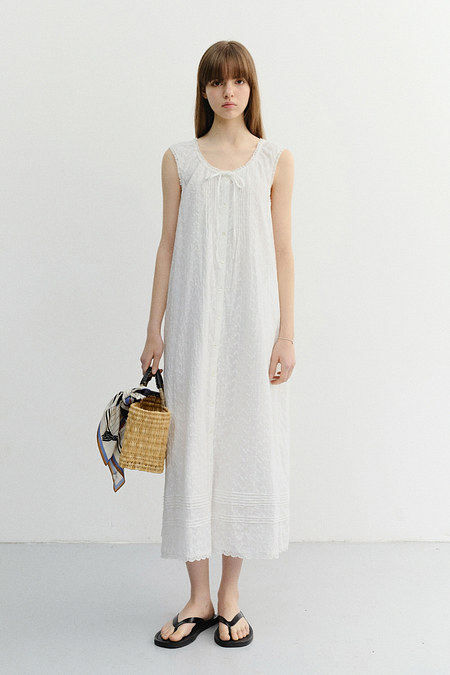 DUNST NEEDLEWORK BABYDOLL DRESS WHITE_UDDR6B225WT | 신세계V