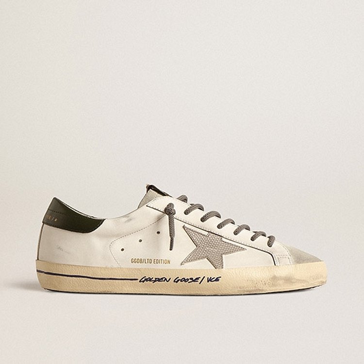 GOLDEN GOOSE KOREA(골든구스) [공식 스토어] 골든구스 남성 슈퍼스타 GMF00101 F004582 82293 ...