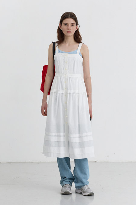 DUNST SQUARE-NECK SLEEVELESS DRESS OFF WHITE_UDDR5B230OW | 신세계V