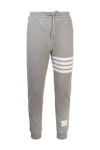 THOM BROWNE 26SS 톰브라운 클래식 루프백 4바 스웨트팬츠 MJQ008H 00535 068 LGRAY DOM | 신세계V