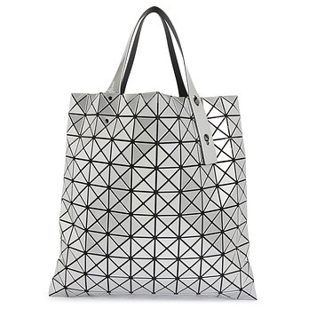 BAO BAO ISSEY MIYAKE [ISSEY MIYAKE] 이세이미야케 바오바오 프리즘 여성 토트백 AG043 91 | 신세계V