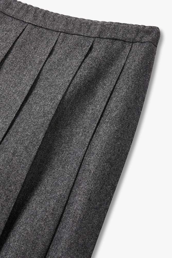 울 블렌드 플리츠 롱 스커트