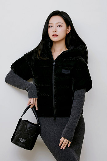 DUVETICA 사다멜릭 N(라이트 블랙)(여성 반팔다운) | 신세계V